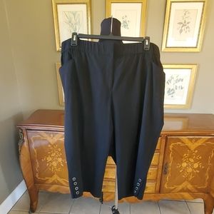 1211 NEW DIRECTIONS Capri